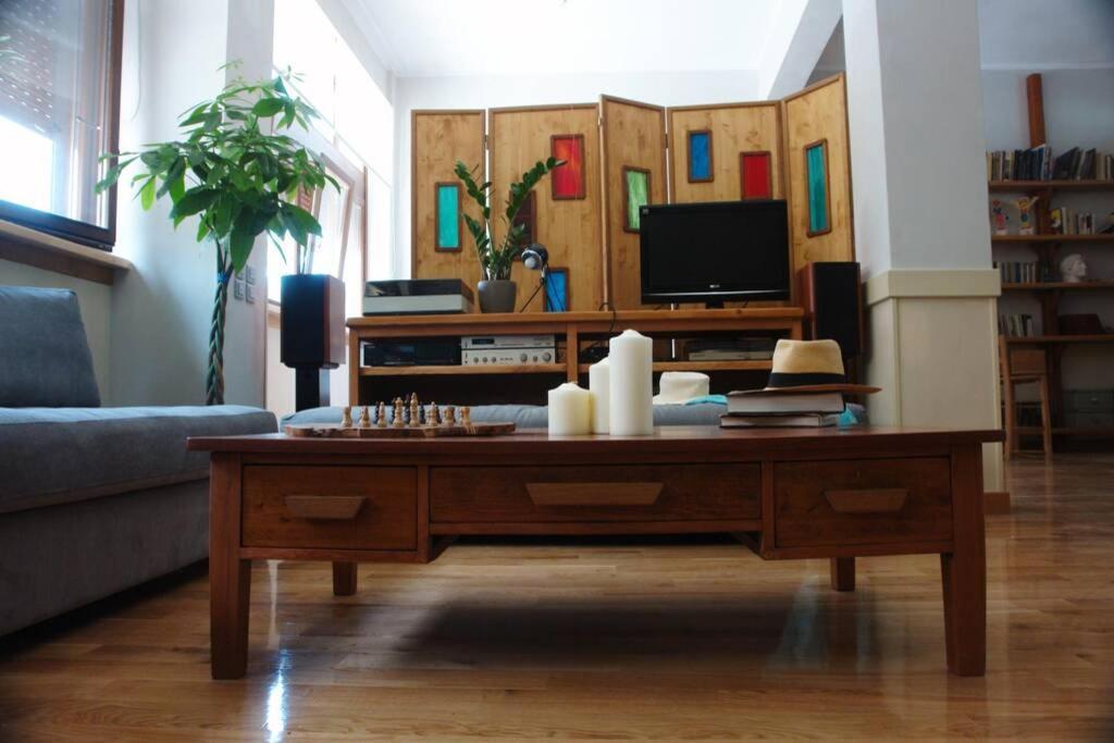 Unique - Spacious Studio With Rooftop / Thissio Athen Eksteriør billede