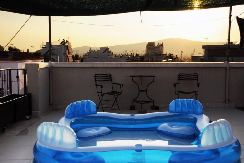 Unique - Spacious Studio With Rooftop / Thissio Athen Eksteriør billede